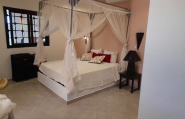 Nguérigne – Location longue durée villa 2 chambres et son studio avec piscine