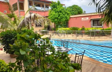 Ngaparou – Location saisonnière dans résidence hôtelière avec piscine
