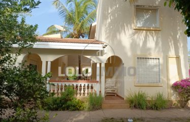 Saly – Villa   4 chambres titre foncier en résidence à vendre