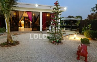 SOMONE : Villa contemporaine plain-pied 3 chambres avec piscine à vendre