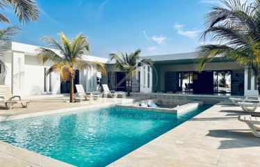 Nguérigne – Villa 3 chambres dont 1 studio avec piscine (à louer) en location saisonnière