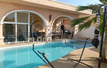 Ngaparou – Villa 2 chambres avec piscine à vendre.