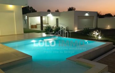 La Somone – Villa standing au concept innovant avec piscine à vendre