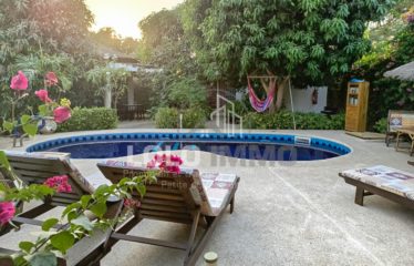 Ngaparou – Villa-maison d’hôtes avec piscine à vendre