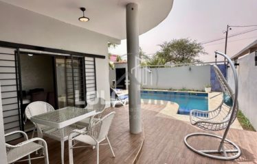 Ngaparou – Villa 4 chambres avec piscine à louer (location longue durée)