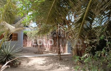 Warang – Villa traditionnelle 3 chambres avec piscine à vendre